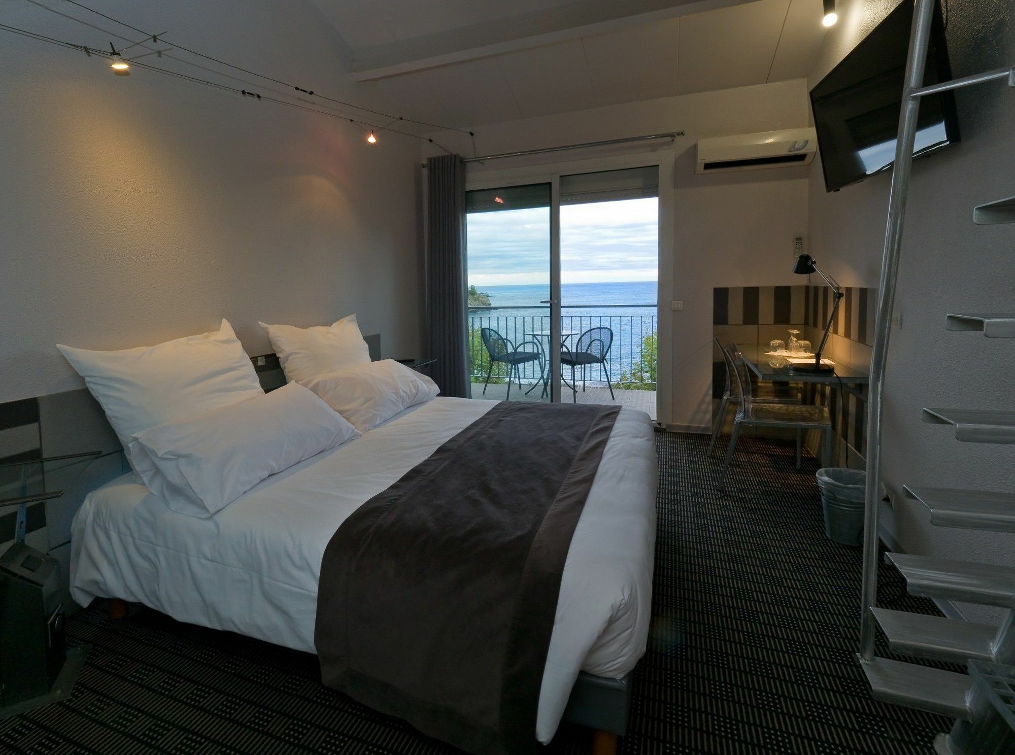 Les Elmes - Hotel, Spa & Plage Privee Banyuls-sur-Mer Kültér fotó